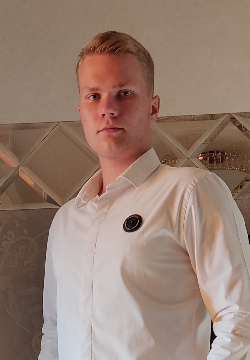 Volodymyr Kuznietsov participant image